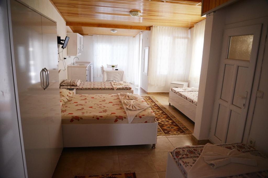 Huzur Hotel Siğacık Δωμάτιο φωτογραφία